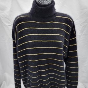 Vintage Angora Lambs Wool Turtle Neck Sweater Black women's Size Large